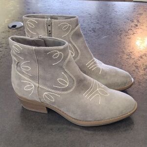 Sonoma boots